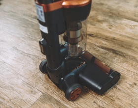 产后脱发怎么办？你需要莱克立式吸尘器M12MAX