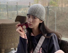 韩女穿起卫衣来怎么这么松弛？