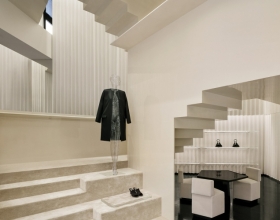 TOTEME 联合HERZOG & DE MEURON，中国首家旗舰店盛大揭幕